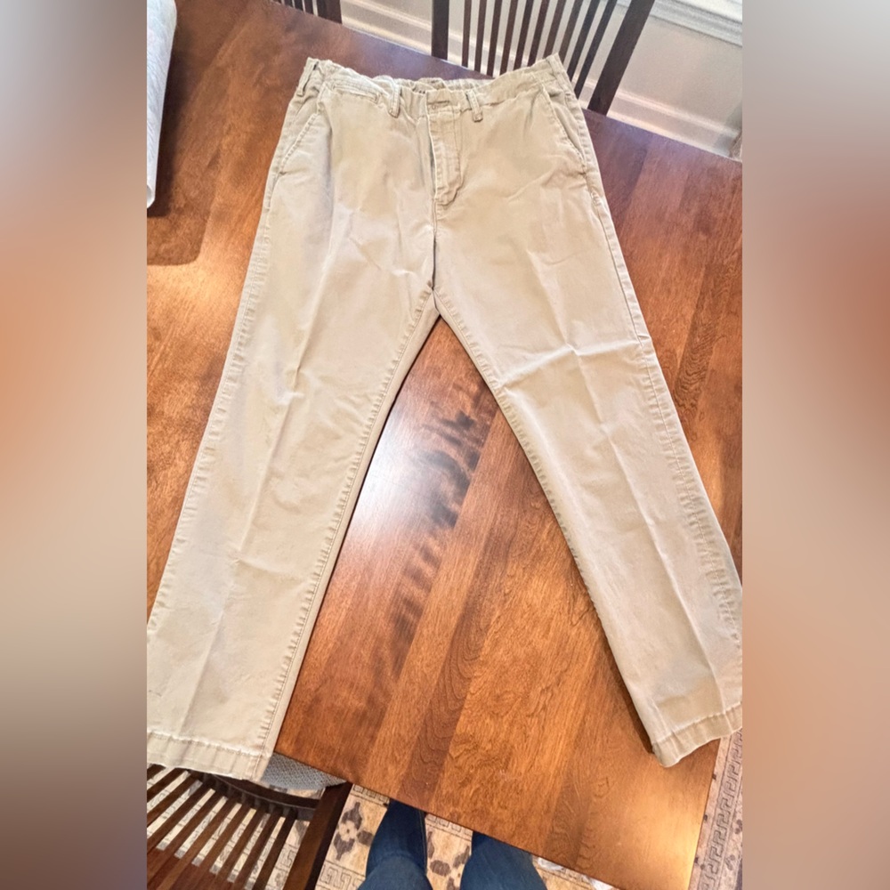 American Eagle Flex Khakis